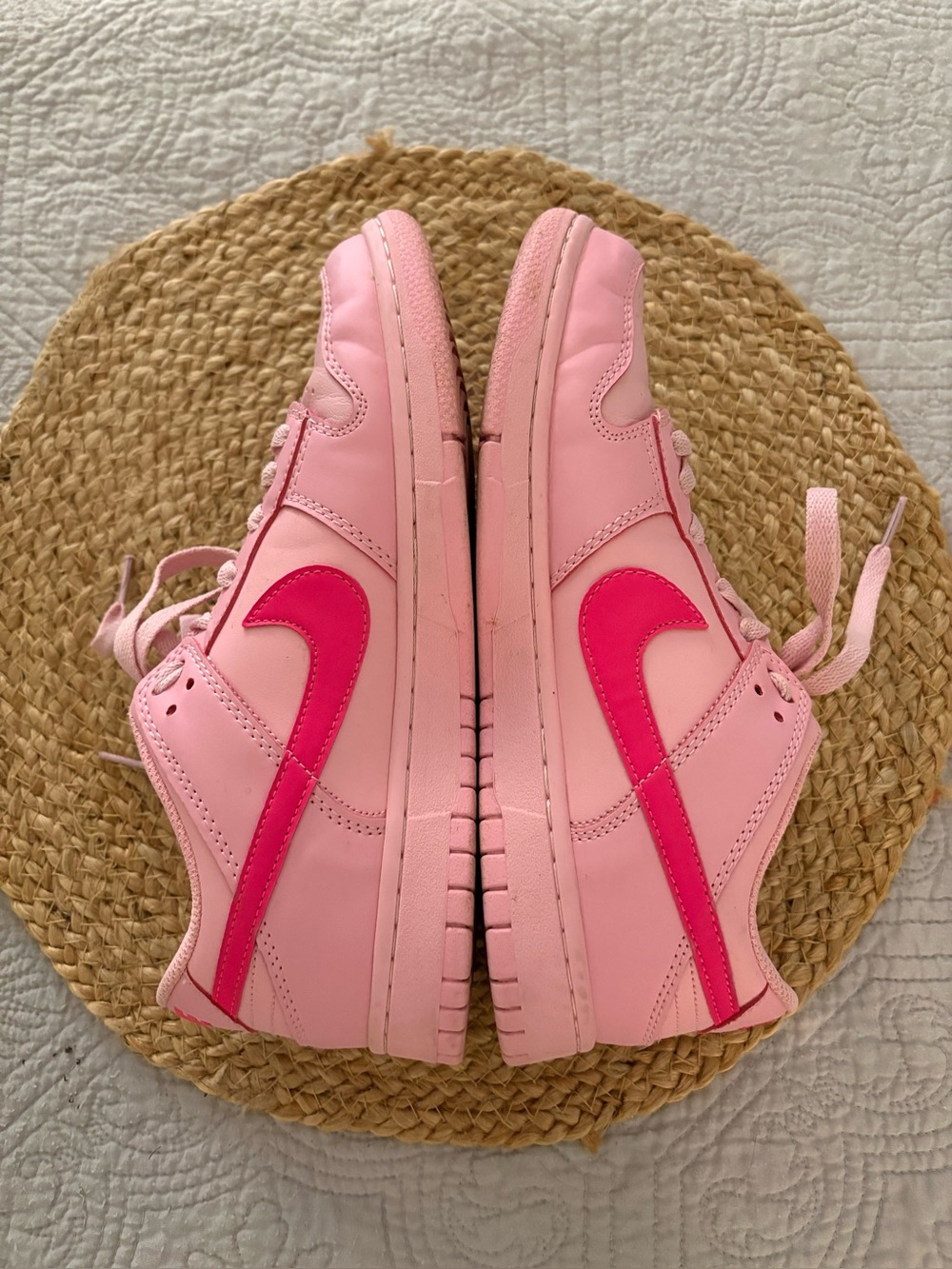 Nike Low-Top Sneakers in Light Pink with Hot Pink Swoosh *Gently preowned - Picture 1 of 8